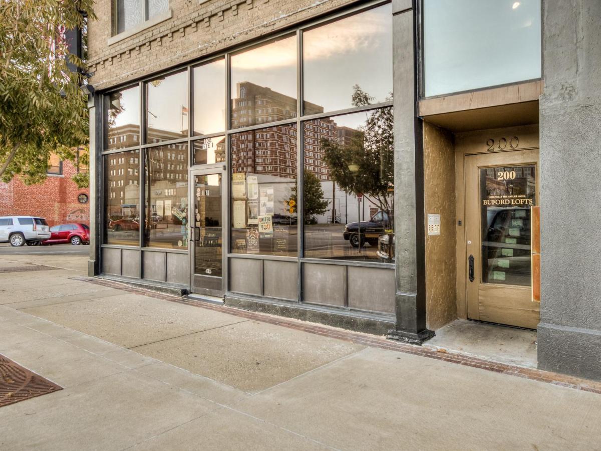 Deluxe Studio In Historic Downtown Building! バートルズビル エクステリア 写真